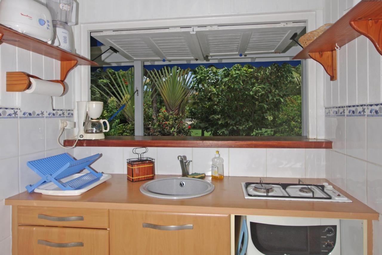 Gite Le Colibri Bungalow Azur Avec Reserve D'Eau Saint-Francois  Exterior photo
