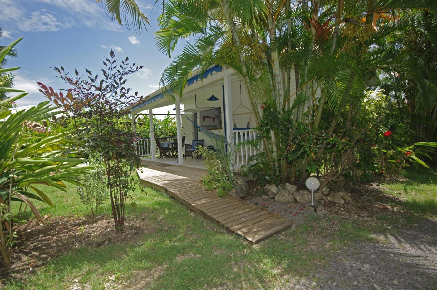 Gite Le Colibri Bungalow Azur Avec Reserve D'Eau Saint-Francois  Exterior photo